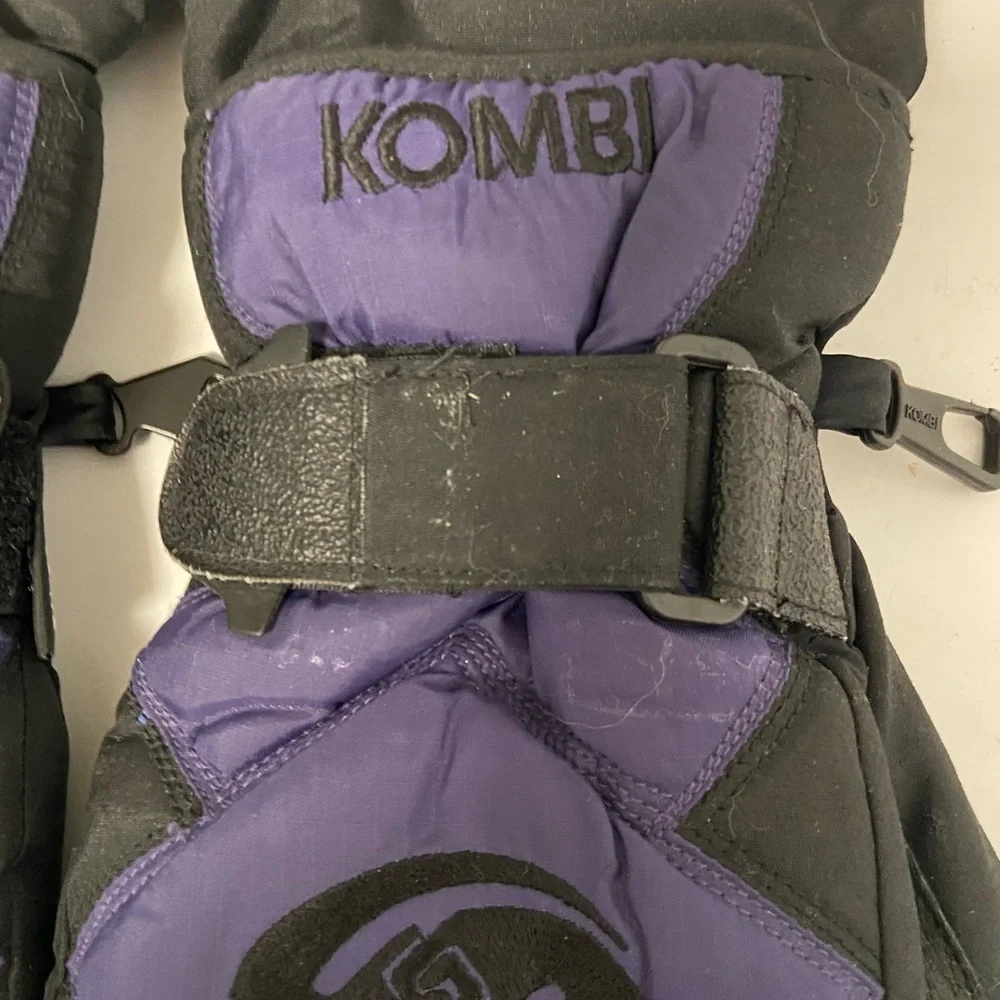 Kombi XS black‎ and purple gortex gloves w leather and thinsulate adult $45
